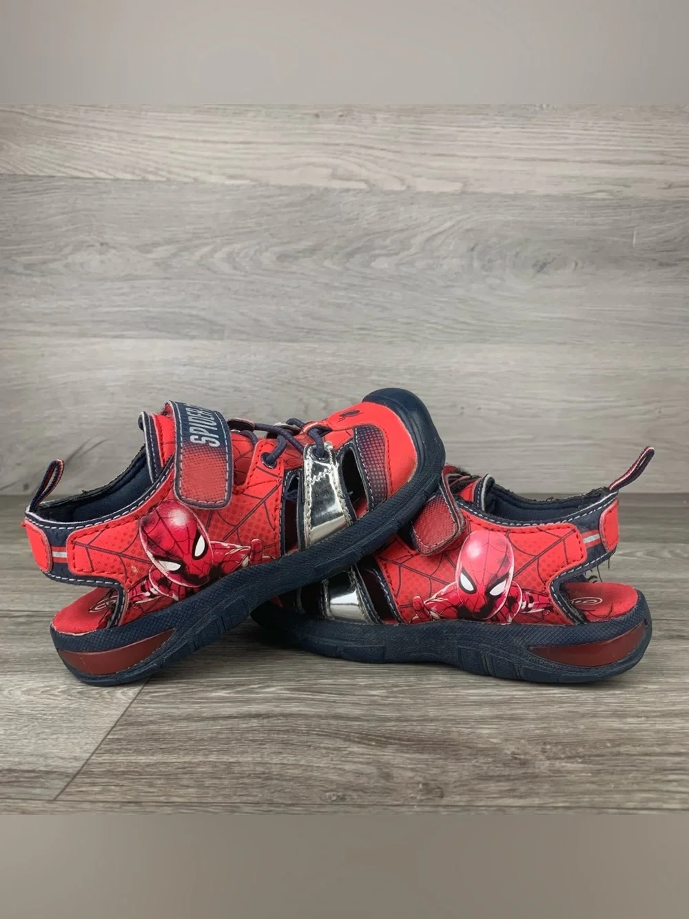 Light Up Marvel Spider-Man Boys 9 Toddler Closed Toe Sandals Red Blue